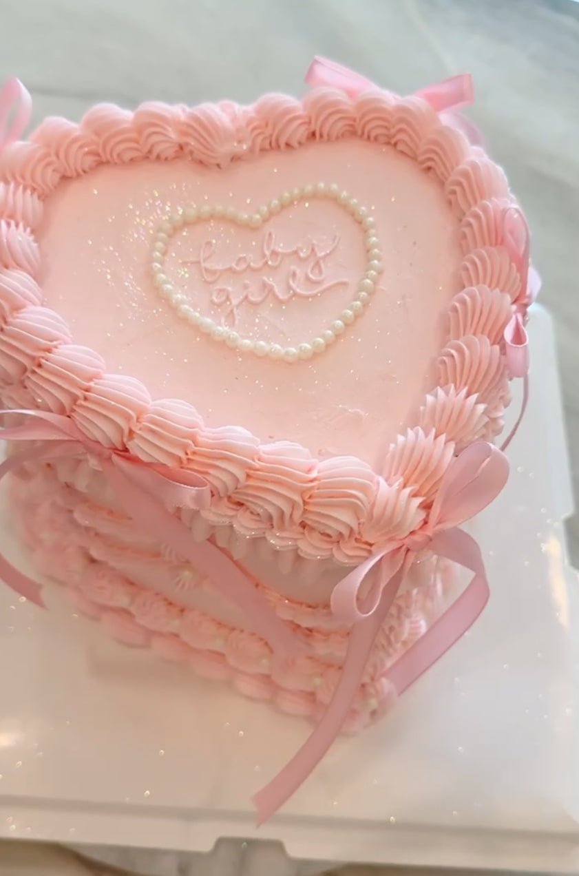 Mini Vintage Luxe Cake - 6” Heart or Round