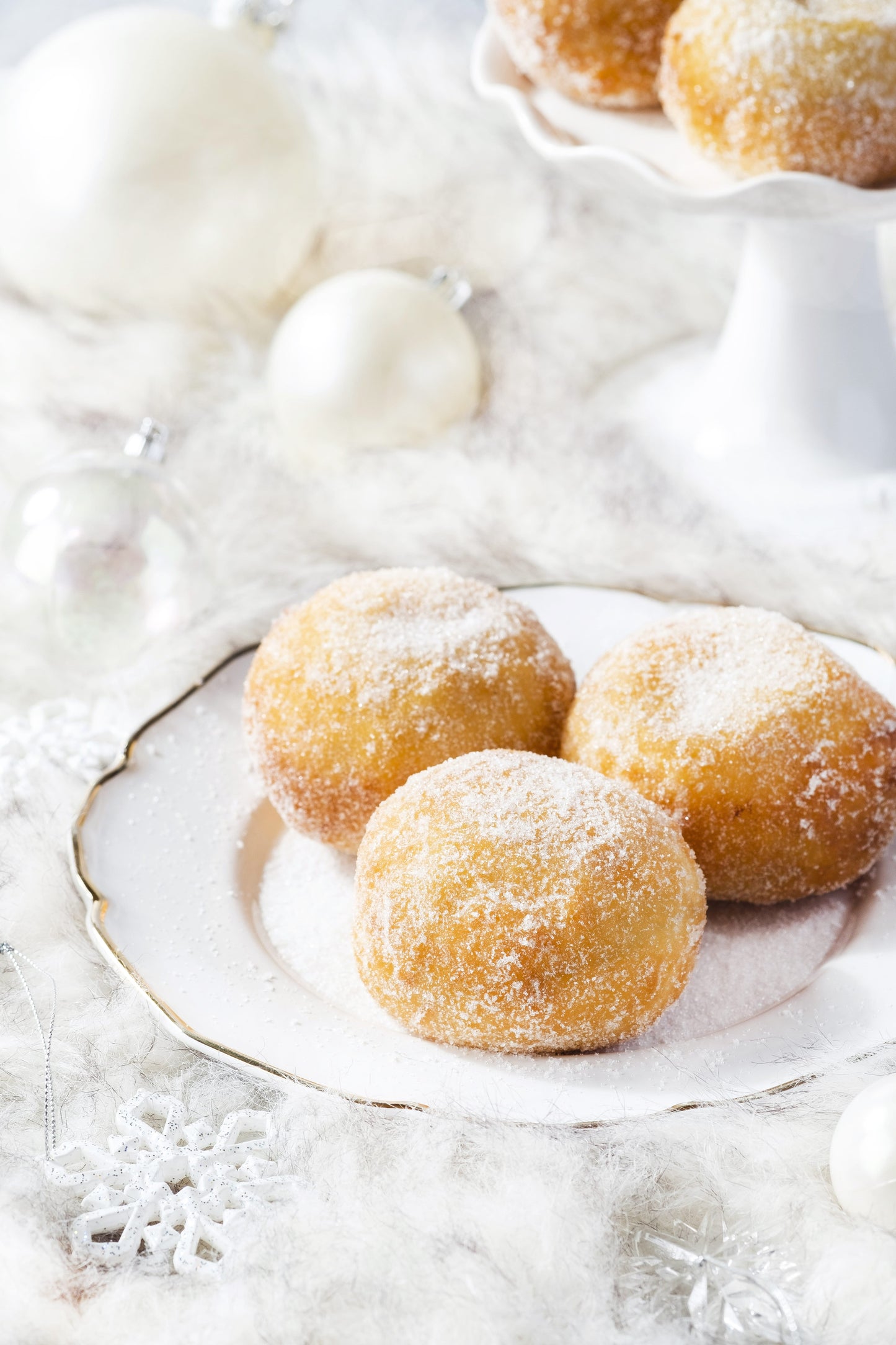 Holiday Brioche Donut Snowballs - 1 Dozen