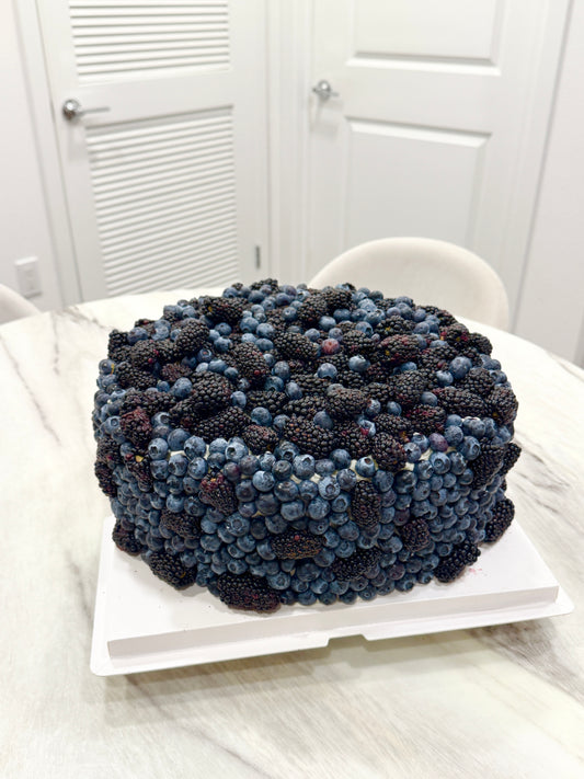 Viral Navy Berry XXL Cake