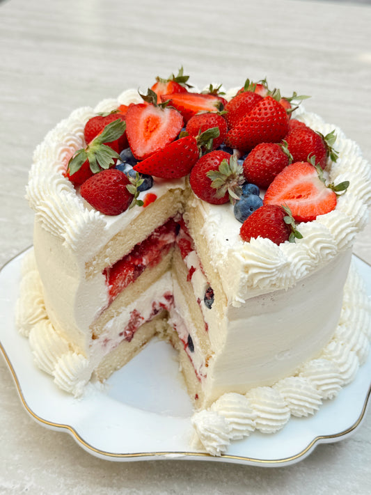 Berry Fantasy Cake