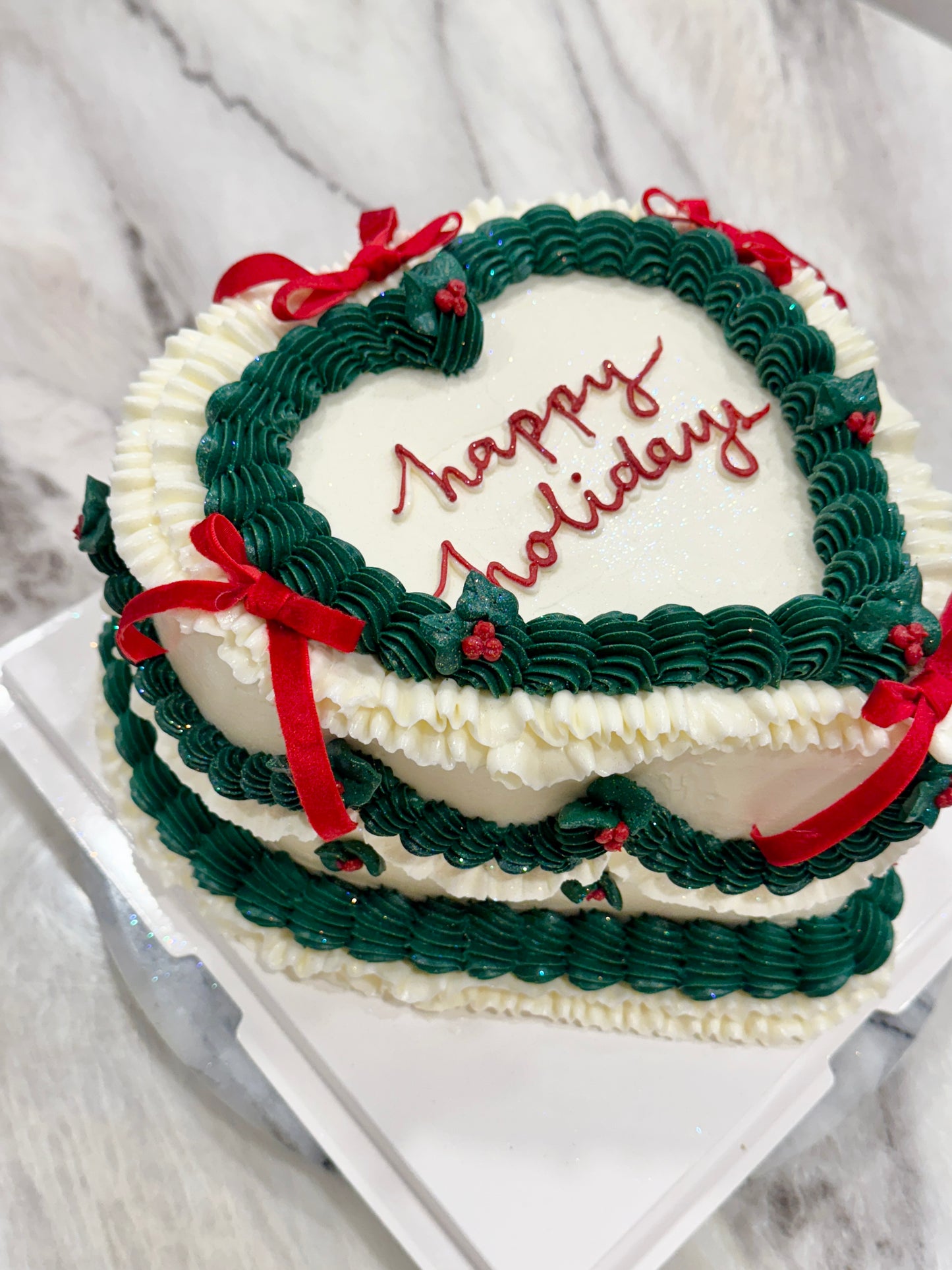 Holiday Vintage Luxe Cake - 8”