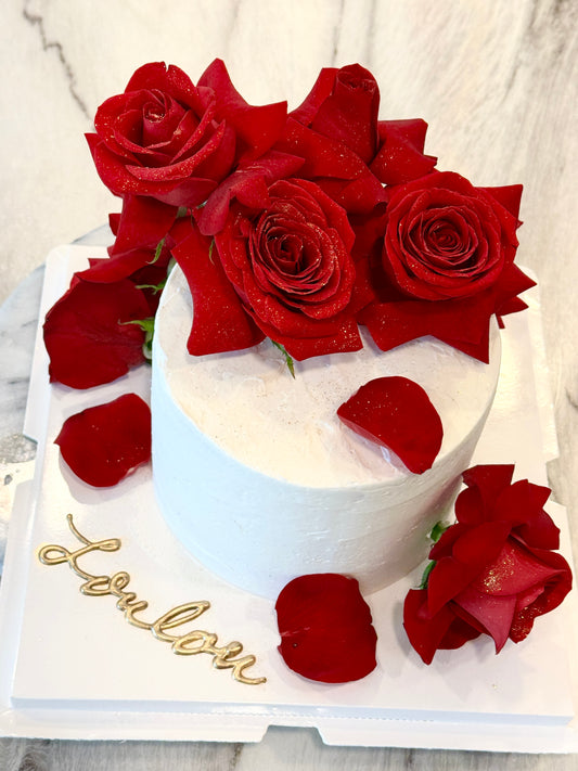 Mini Holiday Rose Cake - 6”